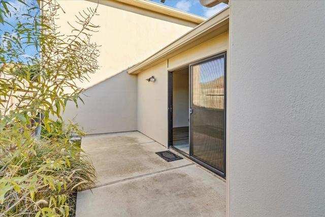 118 Nissen Road, Salinas CA: https://media.crmls.org/mediaz/3811dacc-2ca1-450b-b410-5bdfbf05ed31.jpg