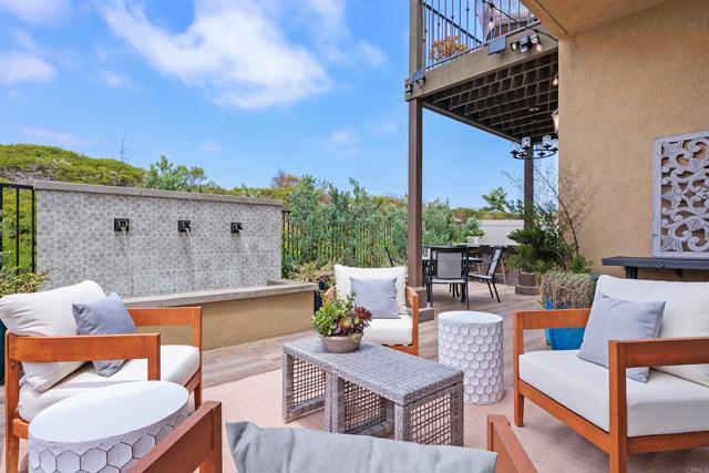 3002 Villeta Ave, Carlsbad CA: https://media.crmls.org/mediaz/3812162f-d725-4e2c-852a-f6ddbd2d9f8a.jpg