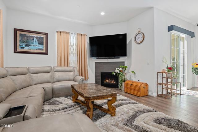 Detail Gallery Image 3 of 26 For 1511 Mulligan St, Oxnard,  CA 93036 - 3 Beds | 2/1 Baths