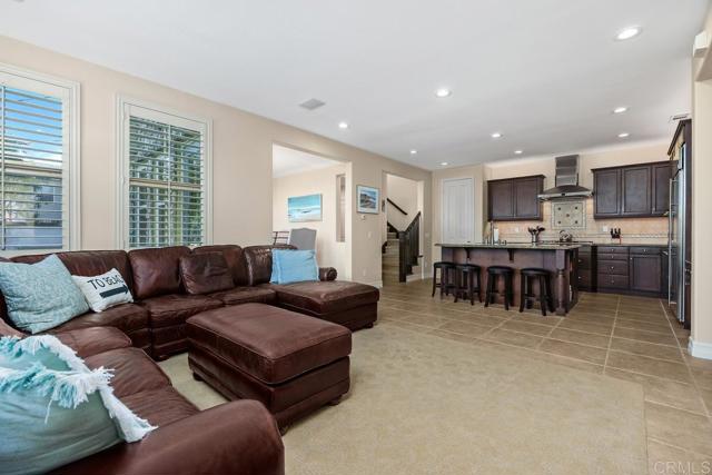 Detail Gallery Image 7 of 23 For 13569 Pacific Highlands Ranch Pkwy, San Diego,  CA 92130 - 4 Beds | 2/1 Baths