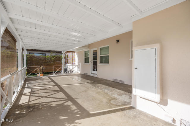 Detail Gallery Image 22 of 24 For 2380 Queensberry Rd, Pasadena,  CA 91104 - 3 Beds | 2 Baths