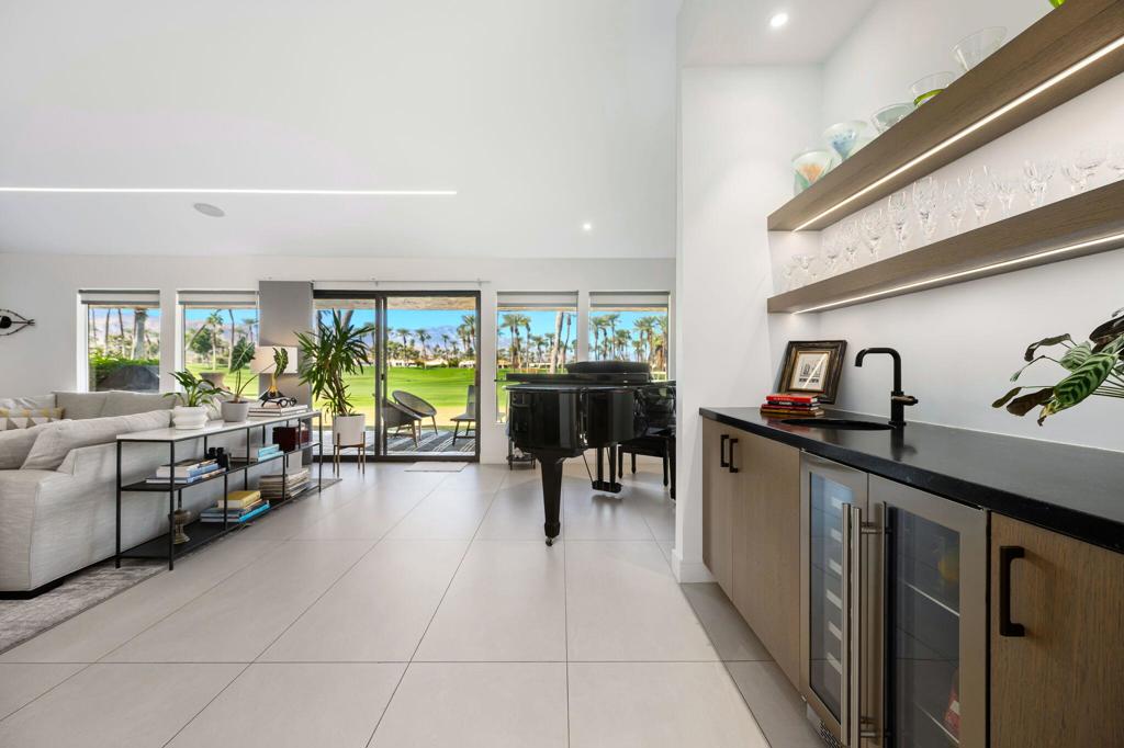 MLS #219138462DA image #7