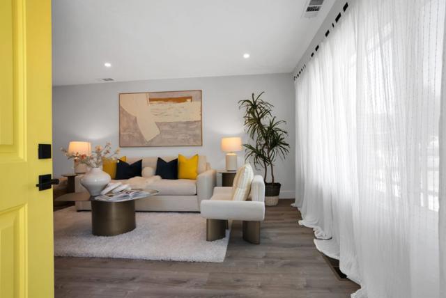1349 Jefferson Avenue, Redwood City CA: https://media.crmls.org/mediaz/3814f941-8961-4587-bed7-616fc269b445.jpg