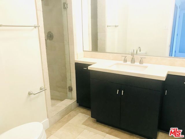 304 South Elm Drive, 303 photo 18
