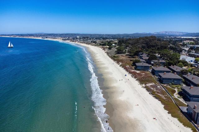 43 La Playa Street, Monterey CA: https://media.crmls.org/mediaz/38157d25-7fe4-4965-b13a-ae2b58651865.jpg