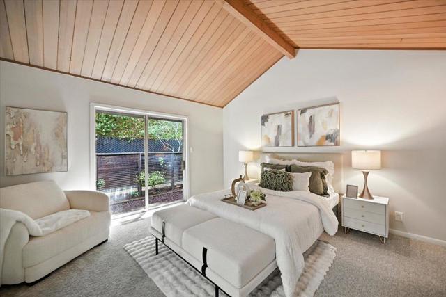 14582 Horseshoe Court, Saratoga CA: https://media.crmls.org/mediaz/381649b1-5110-47a0-ad97-f1696307408e.jpg