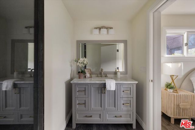 2348 Baxter Street, Los Angeles CA: https://media.crmls.org/mediaz/38177a76-727e-4321-a677-e0c9966fbe4a.jpg