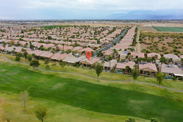 81520 Camino Los Milagros, Indio CA: https://media.crmls.org/mediaz/3817cee9-cdfd-46b7-bea7-5b0e585a0dff.jpg