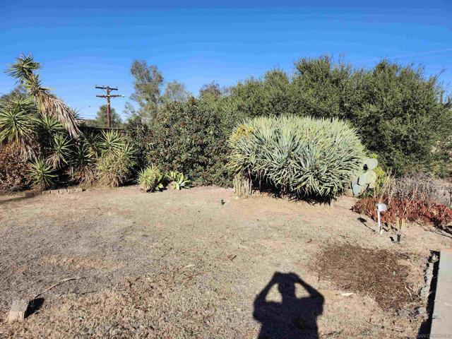 238 Lilac Dr., El Cajon CA: https://media.crmls.org/mediaz/381865d2-96f4-419b-91bd-ee6af98ae9b6.jpg