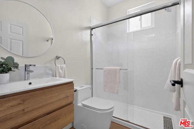 1308 West 53rd Street photo 13