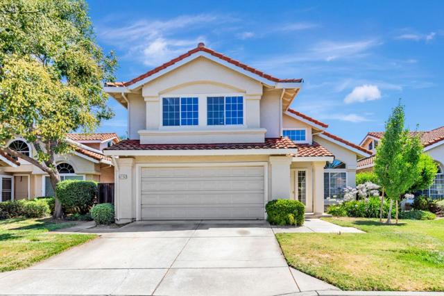 17152 Tassajara Circle, Morgan Hill CA: https://media.crmls.org/mediaz/381886c6-c97a-4702-806e-e7182d00256d.jpg