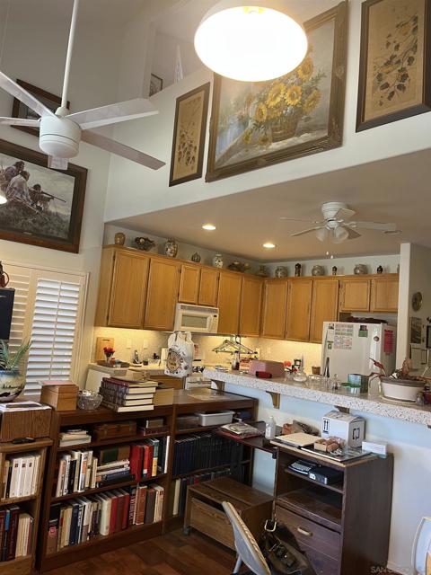 2723 Hazy Way, Banning CA: https://media.crmls.org/mediaz/38189615-322d-42d9-8d2f-dcae5e115eaa.jpg