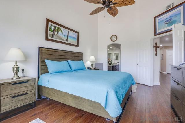 3367 Malta Way, Oceanside CA: https://media.crmls.org/mediaz/3818c4e7-d06a-41c0-9759-3736a7fa7819.jpg