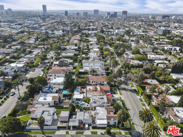 464 Crescent Heights Boulevard, Los Angeles, California 90048, 4 Bedrooms Bedrooms, ,3 BathroomsBathrooms,Single Family Residence,For Sale,Crescent Heights,24373481