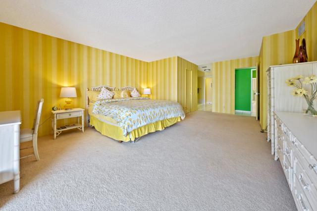 2696 S Sierra Madre, Palm Springs CA: https://media.crmls.org/mediaz/381964aa-747e-4619-b20c-7ac38113f831.jpg