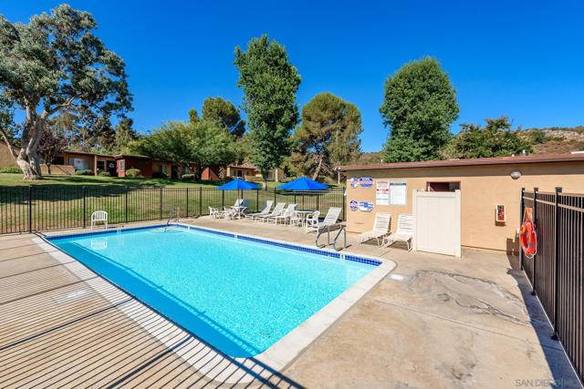 8721 Wahl St, Santee CA: https://media.crmls.org/mediaz/381a66cc-b0c8-42d3-9dba-30d5218eed1e.jpg