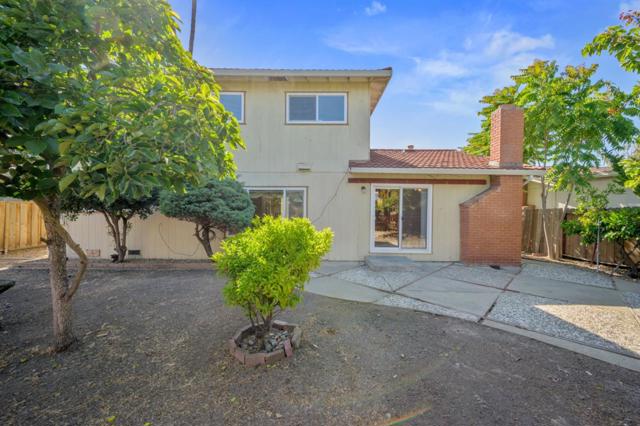 787 San Clemente Way, Mountain View CA: https://media.crmls.org/mediaz/381a85b7-5c0d-4eee-b3a6-8b92b99a2925.jpg