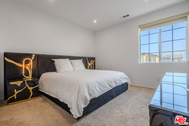 15978 Pilot Avenue, Chino CA: https://media.crmls.org/mediaz/381a8966-e384-40d2-aa27-f78d563983f3.jpg