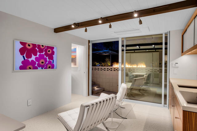 Image 67 of 83 For 992 La Jolla Road