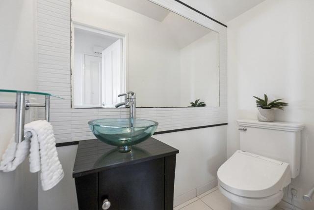 170 Beachview Avenue, Pacifica CA: https://media.crmls.org/mediaz/381c375d-1702-4e05-933f-89e5effd523d.jpg