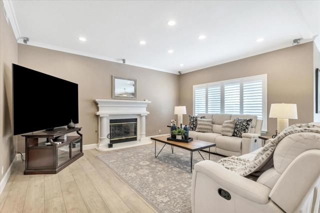 5213 Silvercrest Ridge Court, San Jose CA: https://media.crmls.org/mediaz/381c6b7c-9f6a-45d1-98aa-dfeb42d1a3c7.jpg