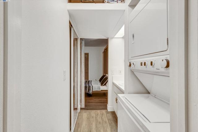 1771 Broadway Street, Concord CA: https://media.crmls.org/mediaz/381d6c32-7424-4e4d-bd7e-3377d721e93f.jpg