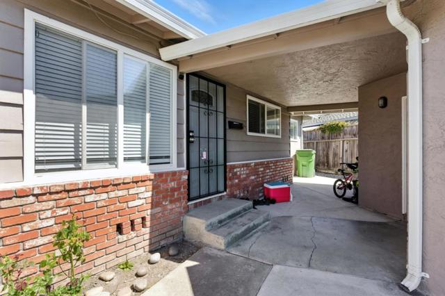 2491 Karen Drive, Santa Clara CA: https://media.crmls.org/mediaz/381d81f8-2608-42c3-b44b-ed9b0d43a8d3.jpg