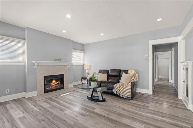 249 Los Gatos Boulevard, Los Gatos CA: https://media.crmls.org/mediaz/381d8740-0f76-486b-b536-794328ccc833.jpg