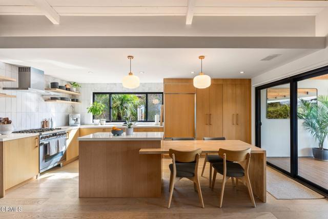 Detail Gallery Image 4 of 36 For 130 Olive St, Oak View,  CA 93022 - 3 Beds | 2 Baths