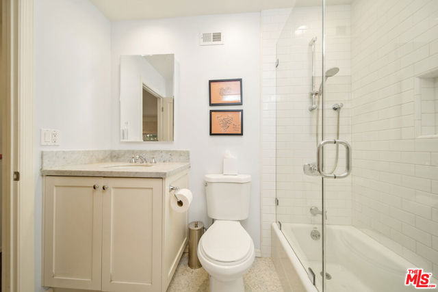 2740 N Deep Canyon Drive, Beverly Hills CA: https://media.crmls.org/mediaz/381ef75c-acd4-433d-91fd-fc95746068d1.jpg