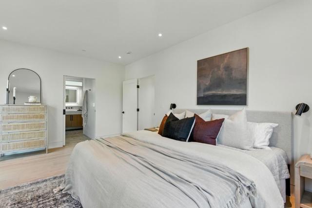 633 Manzanita Avenue, Corte Madera CA: https://media.crmls.org/mediaz/381f055e-bb68-418b-97d0-f96c413255a8.jpg