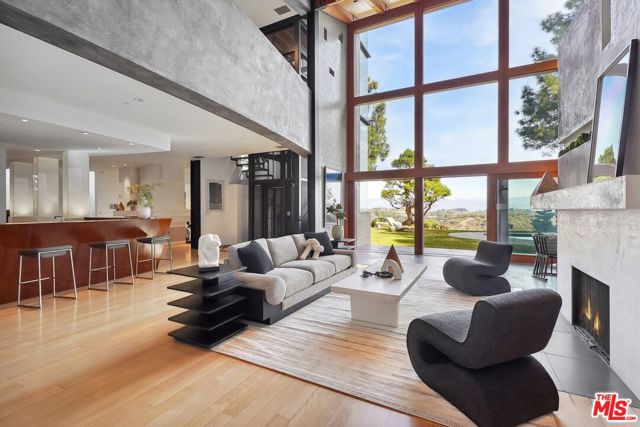 Drew Fenton | 2238 Stradella Road Los Angeles CA | MLS: 7146922