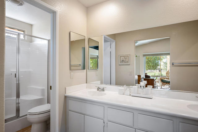 Image 18 of 43 For 49530 Lincoln Drive