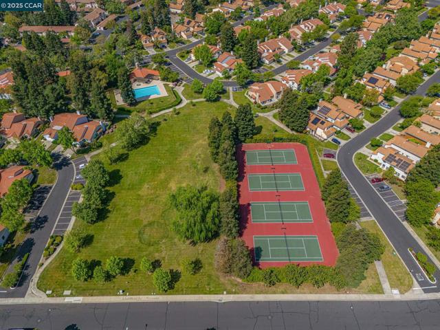 318 Marie Cmn, Livermore CA: https://media.crmls.org/mediaz/381feaf4-9220-4e8a-937b-528e8b1a2bcf.jpg