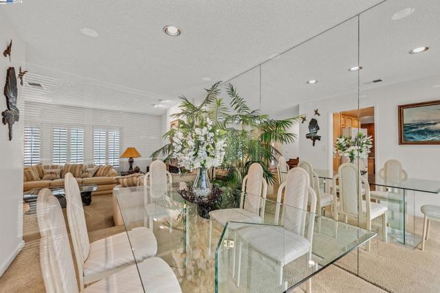 576 Emerald St, Livermore CA: https://media.crmls.org/mediaz/381ff2eb-444d-42ea-8d34-972e8b209cfb.jpg