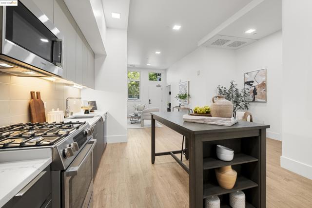 1545 32nd St, Oakland CA: https://media.crmls.org/mediaz/382130aa-7650-4810-9440-9e4cb4a1fcec.jpg