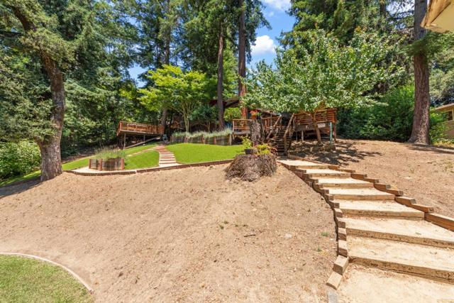 660 Dickinson Avenue, Ben Lomond CA: https://media.crmls.org/mediaz/38213aa3-1d39-4db0-84d8-79f82f8ff913.jpg