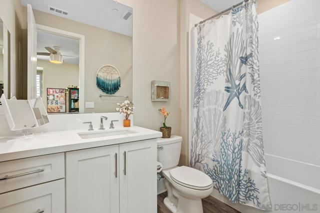 8416 Hidden Cove Way, San Diego CA: https://media.crmls.org/mediaz/38220410-798e-43eb-ab84-f7beebf25dee.jpg
