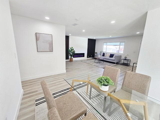 504 Beth Drive, San Jose CA: https://media.crmls.org/mediaz/38227422-43a7-4f93-b820-f85b986df799.jpg