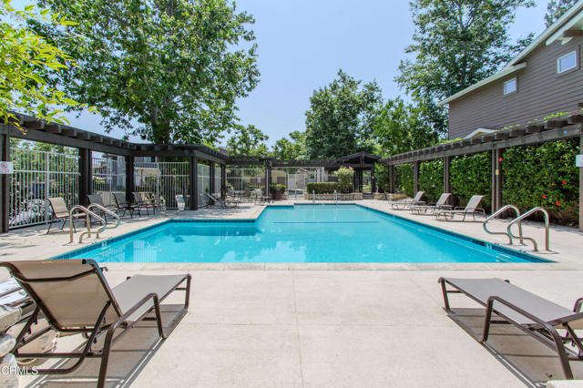 2759 Butter Creek Drive, Pasadena CA: https://media.crmls.org/mediaz/3822e1b3-c0cd-4dca-96d4-680fa1891d1e.jpg