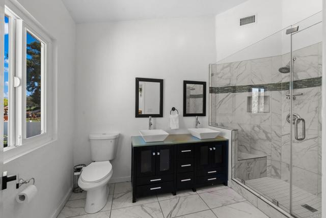 41910 Humber Drive, Temecula CA: https://media.crmls.org/mediaz/382549bd-031f-422f-9560-89224276019a.jpg