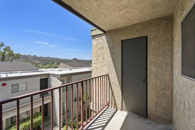 6675 Mission Gorge Road, San Diego CA: https://media.crmls.org/mediaz/38273e3a-83a3-4fe2-88cf-c1342e4a099b.jpg
