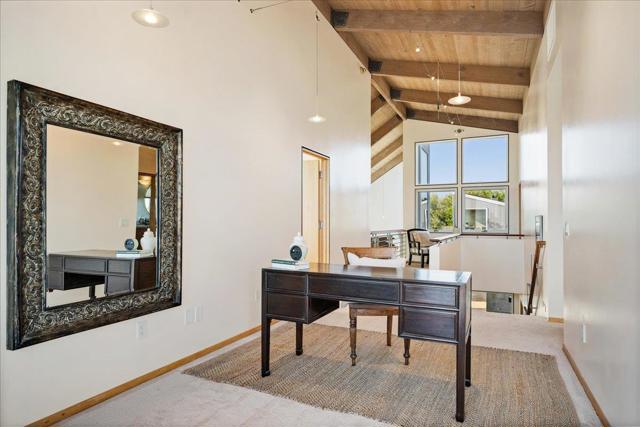 405 Heather Point Lane, Watsonville CA: https://media.crmls.org/mediaz/38274c8c-7297-4fe0-8b58-c8eedfc3ba30.jpg