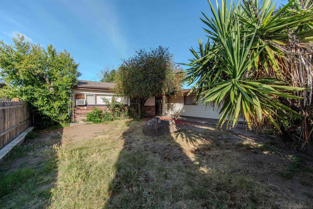 2564 Marathon Dr - photo 2