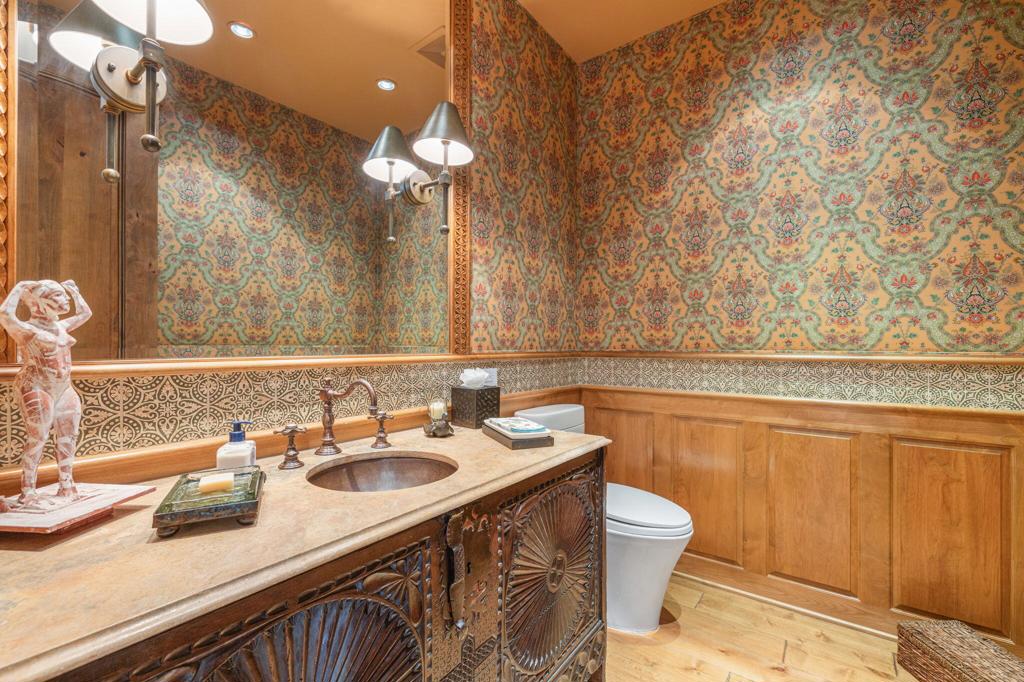https://media.crmls.org/mediaz/382900b4-394f-4f49-91aa-cd8ca1409aaf.jpg?preset=X-Large