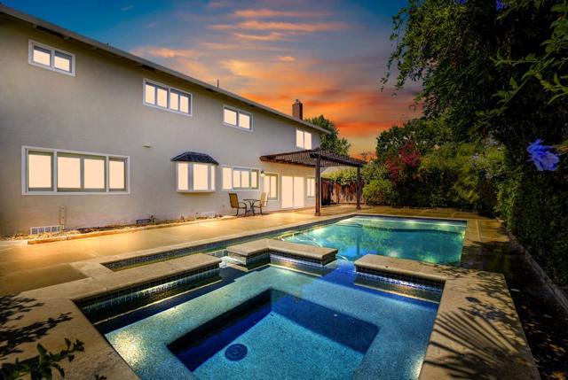4563 Gatetree, Pleasanton CA: https://media.crmls.org/mediaz/382950af-7add-4587-b662-d4500b63409c.jpg