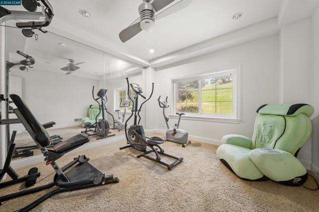 Image 41 of 60 For 812 Beaver Creek Ct