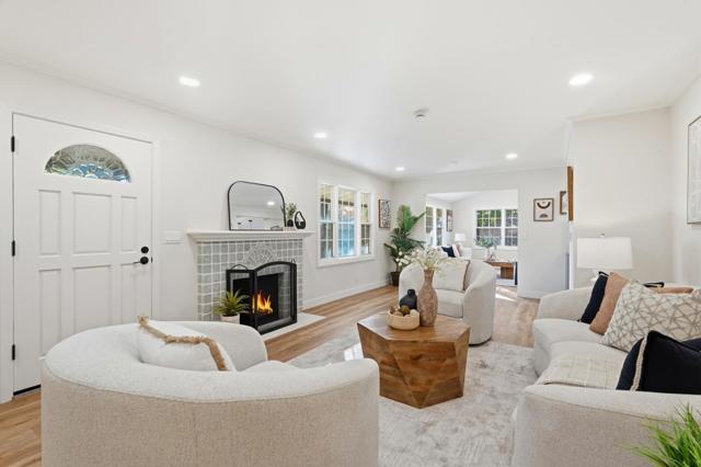 605 Corliss Way, Campbell CA: https://media.crmls.org/mediaz/3829dc3f-730b-476c-882e-bfbb64bdacc2.jpg