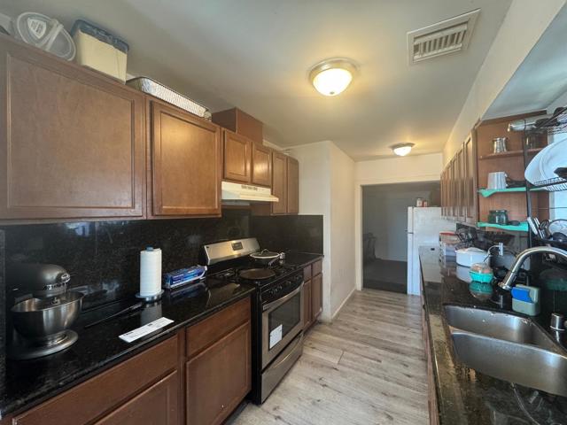 36569 Beutke Drive, Newark CA: https://media.crmls.org/mediaz/3829e64a-14bd-4051-8270-7b72ad7184ab.jpg