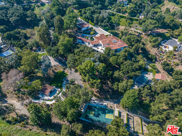 Photo of 3160 Coldwater Canyon Avenue, Studio City, CA 91604